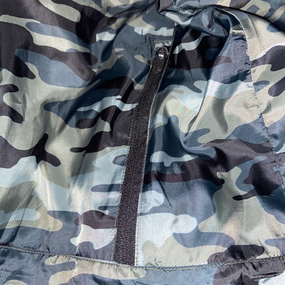 NWOT WIND BREAKER JACKET - Picture 5 of 13